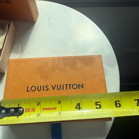 Louis Vuitton perfume sample pack with pouch and box - Picture 9 of 9